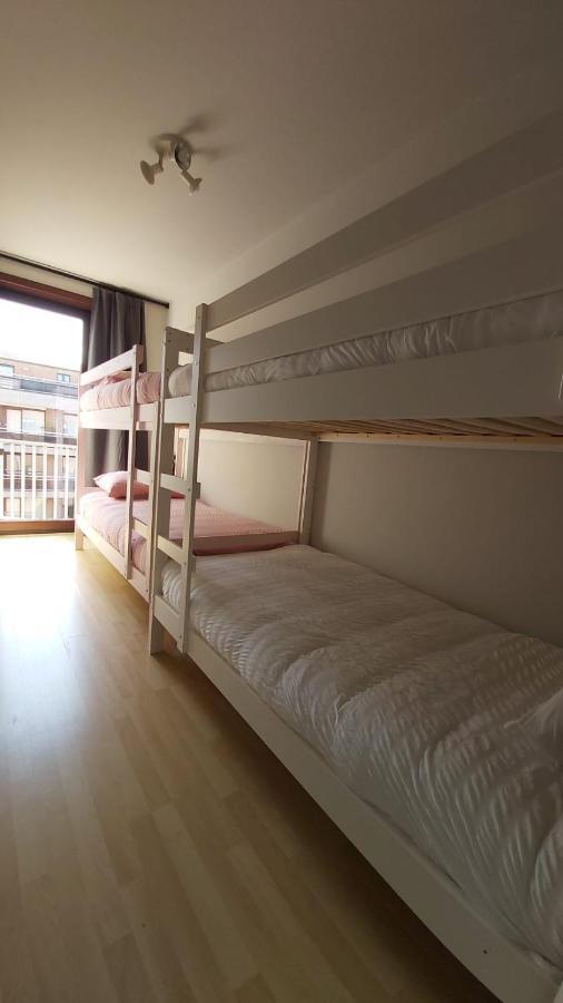 Appartement Met Zeezicht Op Het Van Bunnenplein Кнокке-Хейст Экстерьер фото